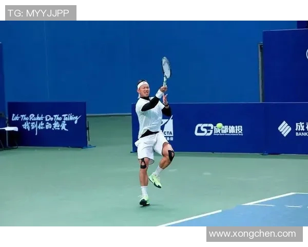 成都网球队与西安网球队赛后复盘团队协作的成功与不足分析 成都网球队与西安网球队赛后复盘团队协作的成功与不足分析