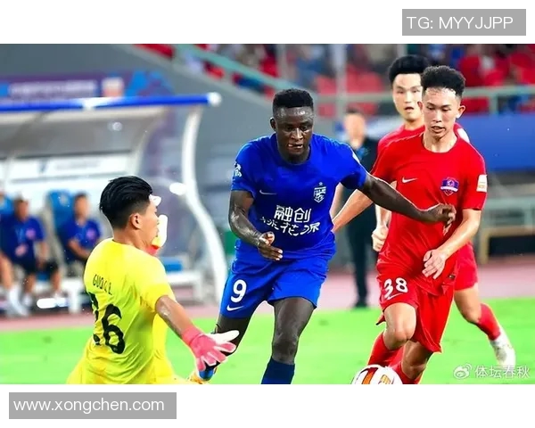 成都足球队以95分领跑锦标赛积分榜展现强劲实力