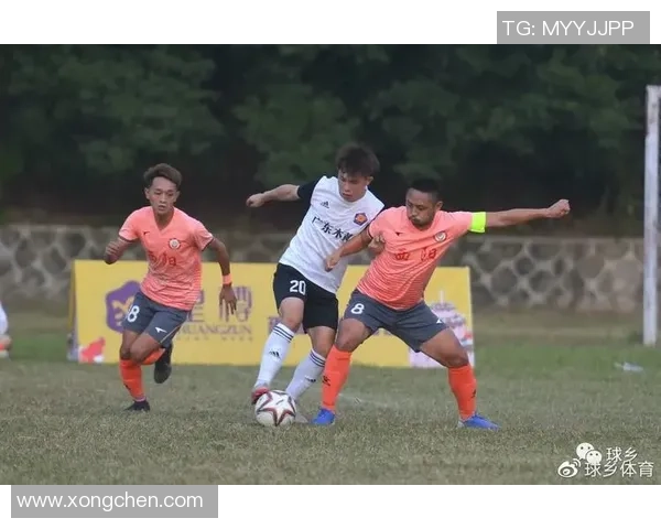 深圳足球队荣登足球配合排行榜第三名展现团队实力与默契 深圳足球队荣登足球配合排行榜第三名展现团队实力与默契