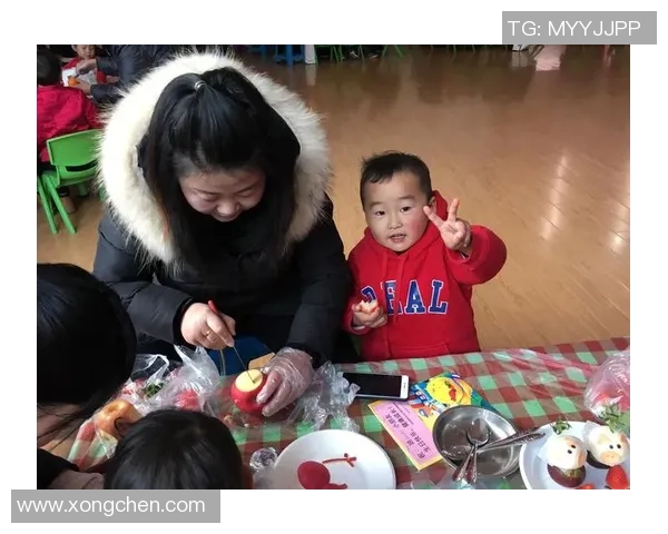 足球明星变身大叔搞笑视频引发热议网友纷纷点赞分享欢乐瞬间 足球明星变身大叔搞笑视频引发热议网友纷纷点赞分享欢乐瞬间